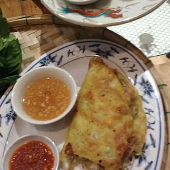 HAI HAI - The shrimp and pork Vietnamese crepe. Delicious! - Vietnamese Near Me - Minneapolis, Minnesota