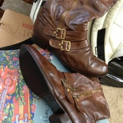 Blaine's Shoe Repair - Repaired & polished! Looks brand new!