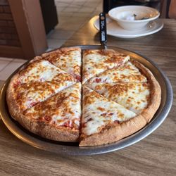 Caffe Roma - Pizza!