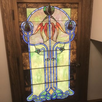 Brass Pineapple Inn - Hotels Near Me - Charleston, West Virginia Brass Pineapple Inn - Hotels Near Me - Charleston, West Virginia