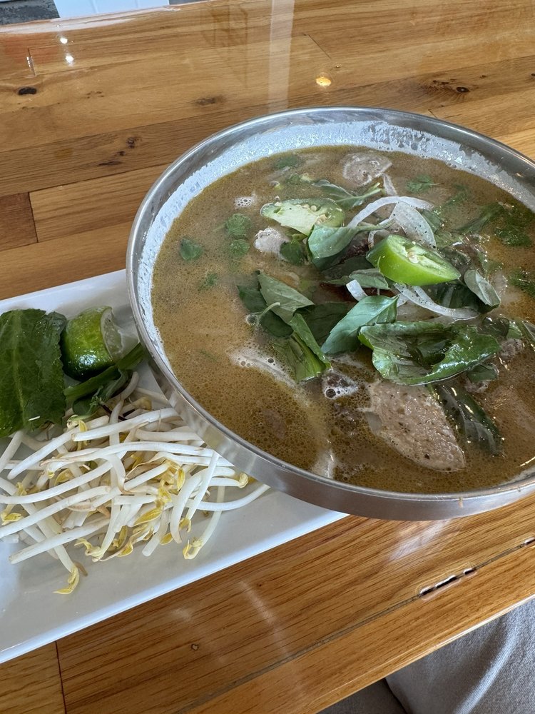 BELLE’S CRAFT KITCHEN Updated June 2024 1571 E Debbie Ln, Mansfield