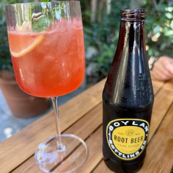 Truly Pizza - Senza Spritz mocktail, and rootbeer - Pizza Near Me - Laguna Beach, California Truly Pizza - Senza Spritz mocktail, and rootbeer - Pizza Near Me - Laguna Beach, California