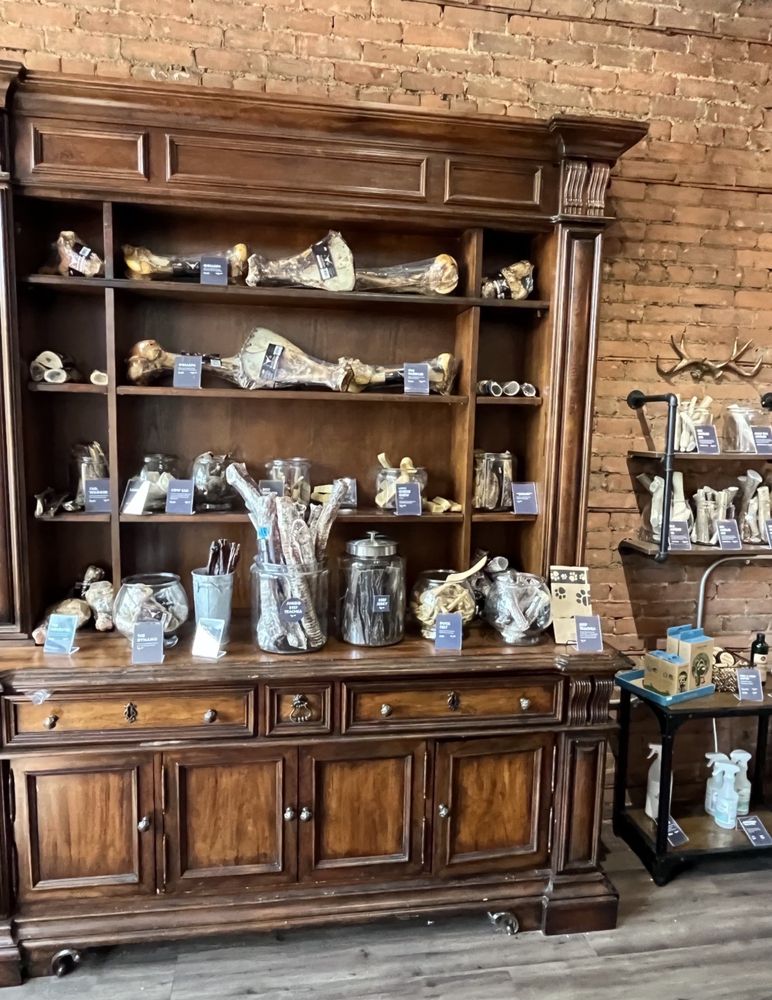 LAKE ERIE PET FOOD CO. Updated October 2024 10 Photos 4164 Lorain