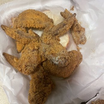 Lemon Peppers - 6 Whole Chicken Wings - Seafood Near Me - Miami, Florida