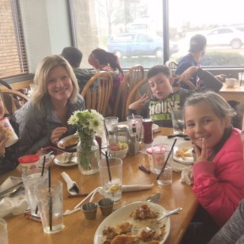 Fort Jesse Cafe - Everyone was all smiles! - Breakfast & Brunch Near Me - Normal, Illinois Fort Jesse Cafe - Everyone was all smiles! - Breakfast & Brunch Near Me - Normal, Illinois