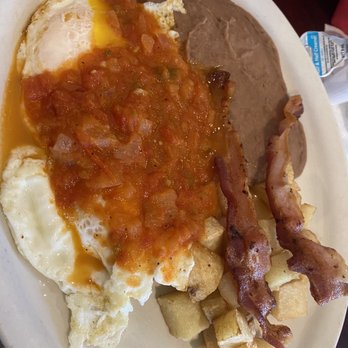 Camila's Mexican Restaurant - Huevos rancheros plate - Mexican Near Me - San Antonio, Texas