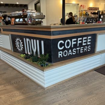 Idyll Coffee Roasters - Service counter - Coffee Roasteries Near Me - Wauwatosa, Wisconsin Idyll Coffee Roasters - Service counter - Coffee Roasteries Near Me - Wauwatosa, Wisconsin