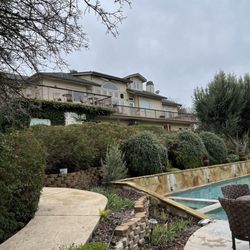 High Ridge Manor