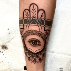 Peace of Mind Tattoo studio - Eye of hamsa tattoo