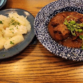 Padrino's Cuban Restaurant - OX TAIL & YUCCA - Cuban Near Me - Plantation, Florida