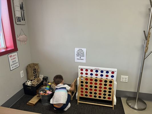 Frank's Backyard BBQ by null