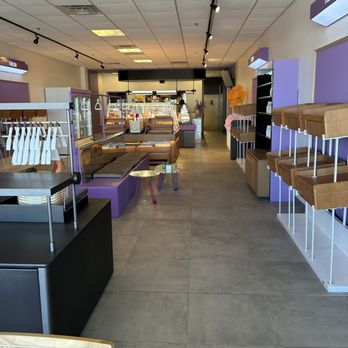 Purple Yum Bakery Cafe - View from the entrance - Bakeries Near Me - Lexington, Kentucky