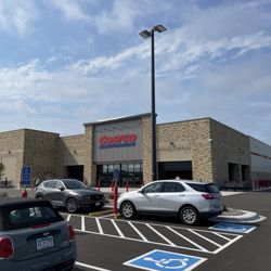 Costco Wholesale - Exterior Entrance