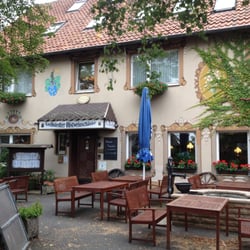 Lechstedter Obstweinschänke - Hofansicht des Lokals