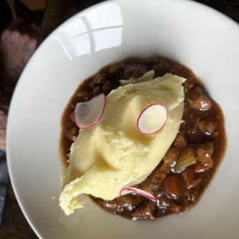Monks Seafood Restaurant & Pub - Beef stew - Pubs Near Me - Ballyvaughan, CE Monks Seafood Restaurant & Pub - Beef stew - Pubs Near Me - Ballyvaughan, CE
