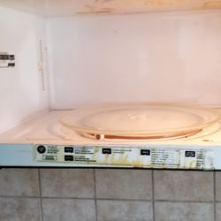 Before & After House Cleaning in Peachtree City, GA