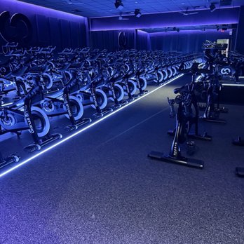 Club Studio - Cycle studio - Gyms Near Me - Santa Monica, California Club Studio - Cycle studio - Gyms Near Me - Santa Monica, California