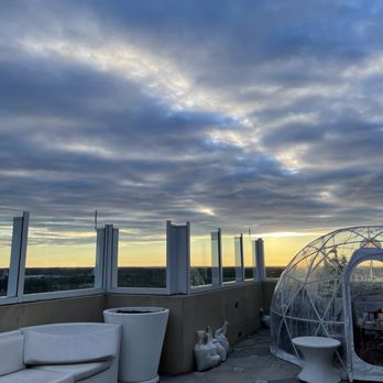 Sky Bar - the view of the city from the top of a building - Lounges Near Me - Virginia Beach, Virginia Sky Bar - the view of the city from the top of a building - Lounges Near Me - Virginia Beach, Virginia