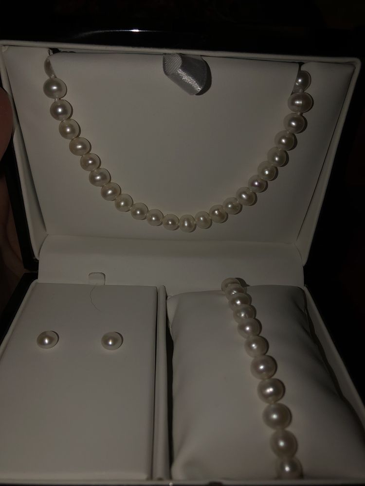 KAY JEWELERS Updated July 2024 11 Photos & 31 Reviews 2122