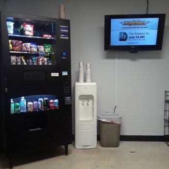 Action Gator Tire - Fully appointed waiting room - Tires Near Me - Orlando, Florida Action Gator Tire - Fully appointed waiting room - Tires Near Me - Orlando, Florida