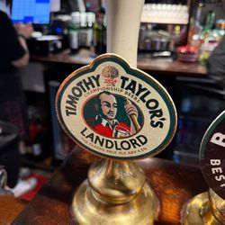 Oval Tavern