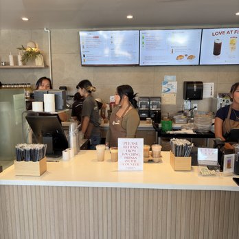 Da Vien Coffee - counter and back bar view - Coffee & Tea Near Me - Milpitas, California Da Vien Coffee - counter and back bar view - Coffee & Tea Near Me - Milpitas, California