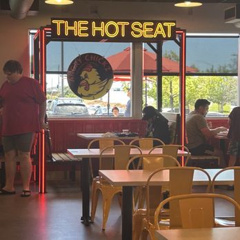 Angry Chickz - Hot Seat! Maybe for those eating the ANGRY? - Chicken Shop Near Me - Rocklin, California