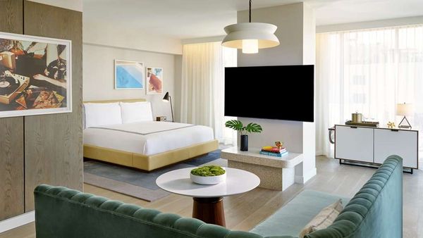 Thompson Hollywood, by Hyatt by null