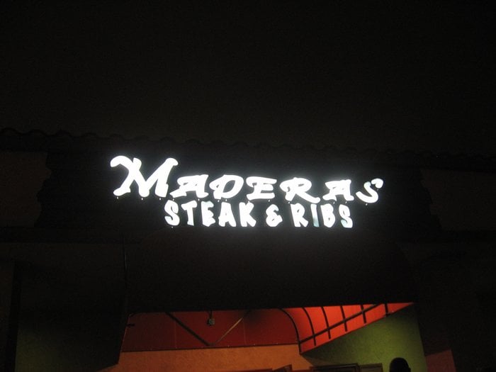 Maderas Steak & Ribs