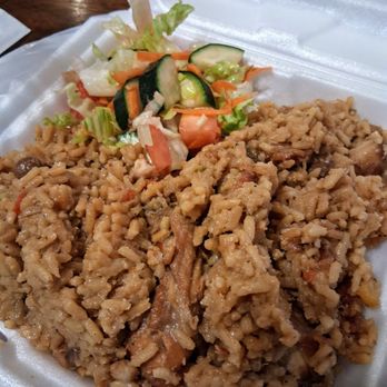 Singh's Roti Delight - Chicken pelau - Caribbean Near Me - Lauderdale Lakes, Florida Singh's Roti Delight - Chicken pelau - Caribbean Near Me - Lauderdale Lakes, Florida