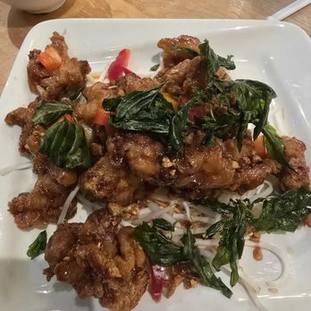 Zabpinto Thai Kitchen - Crispy Basil Garlic Chicken - Thai Near Me - Portland, Oregon