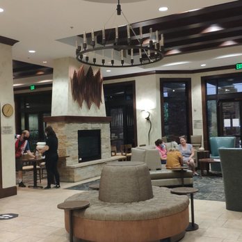 SpringHill Suites by Marriott Napa Valley - The American Red Cross, passing out meals to evacuees displaced by the Glass Fire. - Hotels Near Me - Napa, California