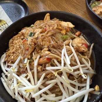 Dok Khao Thai Eatery - Chicken pad Thai - Thai Near Me - Columbia, Maryland Dok Khao Thai Eatery - Chicken pad Thai - Thai Near Me - Columbia, Maryland