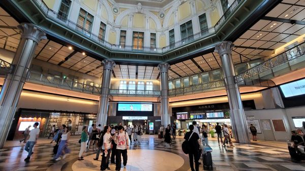 Tokyo Station by null