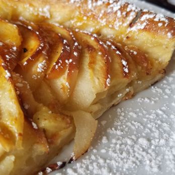 Le Cafe De Paris - House Apple Tart - Coffee & Tea Near Me - Orlando, Florida Le Cafe De Paris - House Apple Tart - Coffee & Tea Near Me - Orlando, Florida
