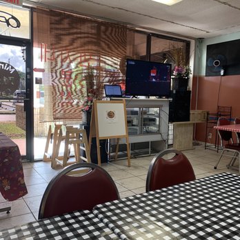Minji's Cafe - Dining room - Korean Near Me - Lauderhill, Florida