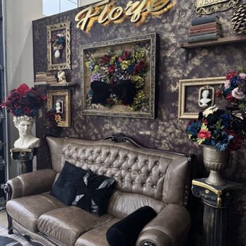 Florfe Cafe - Dark gothic lounge area - Cafes Near Me - Salem, Oregon Florfe Cafe - Dark gothic lounge area - Cafes Near Me - Salem, Oregon