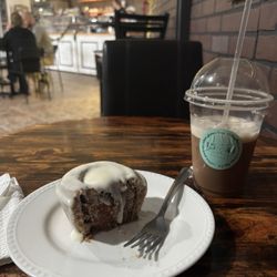 1541 Pastries and Coffee - Gluten free cinnamon roll, iced vanilla cinnamon latte