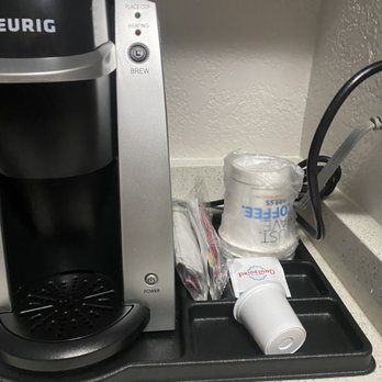 Holiday Inn Express & Suites Gainesville - One k-cup with coffee maker - Hotels Near Me - Gainesville, Texas Holiday Inn Express & Suites Gainesville - One k-cup with coffee maker - Hotels Near Me - Gainesville, Texas