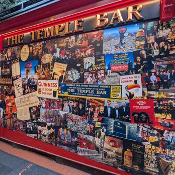 The Temple Bar - Pubs Near Me - Dublin, D