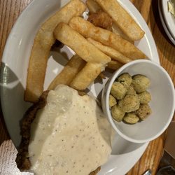 Cracker Barrel Old Country Store - Chicken fried steak