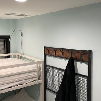 U Street Hostel - Private room comfy bed n private shower n toilet - Hostels Near Me - Washington, DC, District of Columbia U Street Hostel - Private room comfy bed n private shower n toilet - Hostels Near Me - Washington, DC, District of Columbia