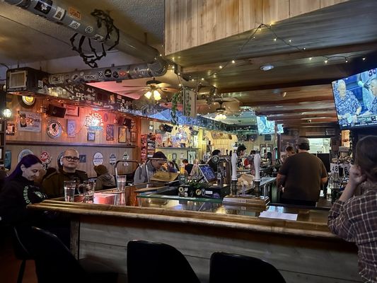 Tony's Darts Away by null