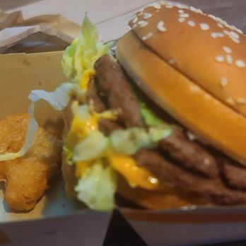 McDonald's - Bigmac missing most of its contents - Fast Food Near Me - Concord, California McDonald's - Bigmac missing most of its contents - Fast Food Near Me - Concord, California