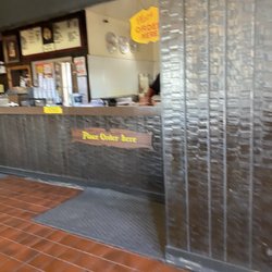 Village Inn Pizza Parlor - Counter