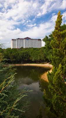 Renaissance Austin Hotel