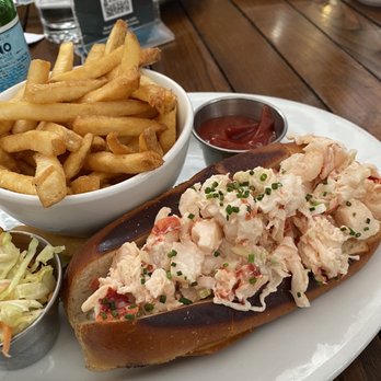 Lure Fishbar - Lobster Roll - Seafood Near Me - New York, New York