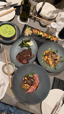 LT Steak & Seafood by null