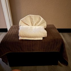 Ming Foot Spa - Foot stool set up