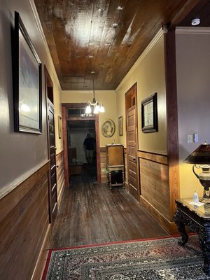 The La Coste City Hotel